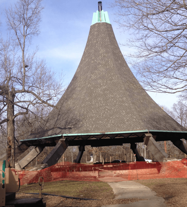 Demolerán de emergencia el Pabellón de la Fuente de&nbsp;Hogan