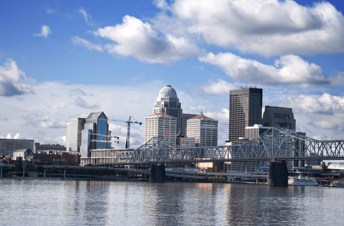 Louisville trabaja para salir de la lista de «ciudades&nbsp;santuario».
