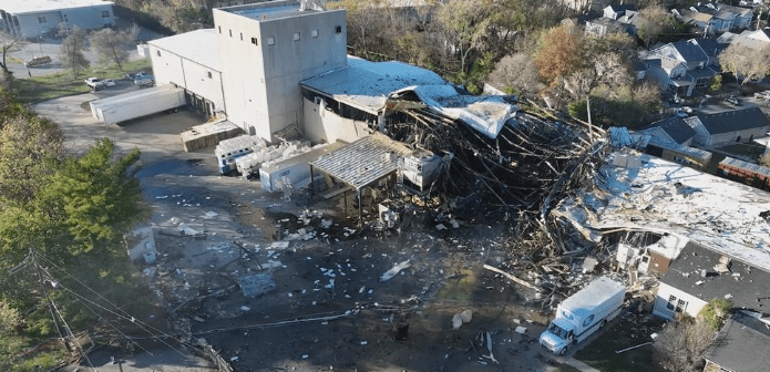 El recuento de los daños de la explosión 